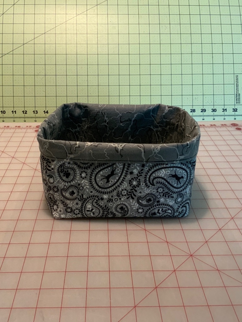 Collapsable cotton storage box for cloth paper towels, Interior dimen: 6” x 7.5”